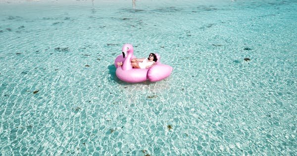 Essential swim gear: choose the best pool floats for fun and safety